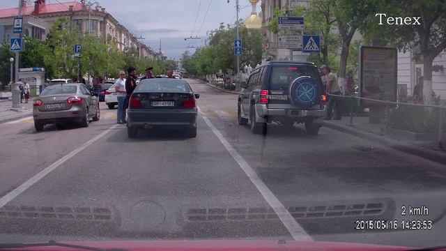 BMW на польских номерах RP 49183 кого-то перед переходом догнала смотреть онлайн