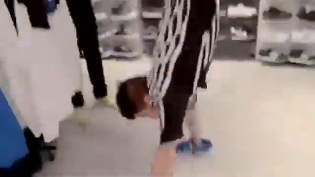 Упаковщики 80 lvl смотреть онлайн