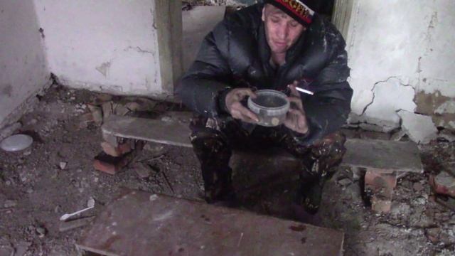 БОМЖ))) ТЕЛИК))) ХАТА...... смотреть онлайн