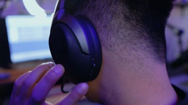 HEADSET WIRELESS GAMING ANTI DELAY DARI ROG INI BISA DI SEMUA DEVICE - ROG STRIX GO WIRELESS 2.4 смотреть онлайн