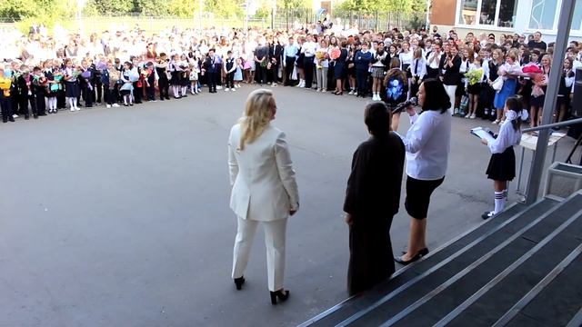 Торжественная часть Линейка МОУ Лицей 5 Подольск смотреть онлайн