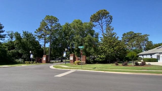 ОБЗОР ДОРОГОГО КОМЬЮНИТИ?ДОМА ПО МИЛЛИОНУ? ПЕРЕЕЗЖАЕМ? смотреть онлайн