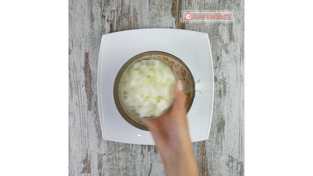 Salată "Mimoza" – o salată în straturi cu un gust uimitor! смотреть онлайн