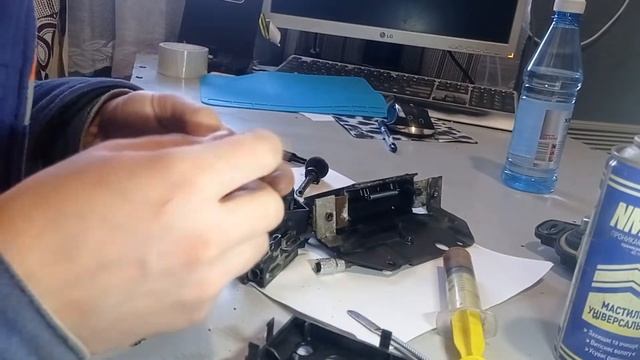 Снятие, разборка, ремонт и в итоге замена замка багажника opel vectra c, замок багажника вектра ц смотреть онлайн