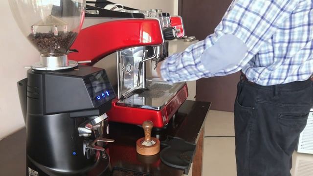 (172) How To Make Long Black Coffee On Your Coffee Machine. Best And Good Long Black Coffee Recipe