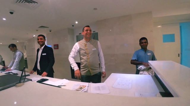 2023 02 09  ОАЭ  Аджман  Bahi Ajman Palace Hotel  Дорога к морю