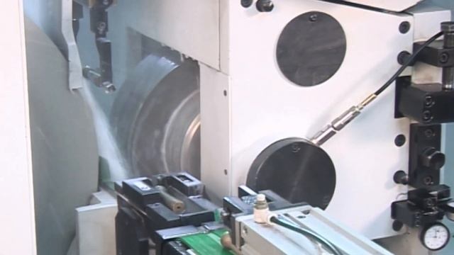 DANOBAT - centerless grinding machine for hydraulic piston смотреть онлайн