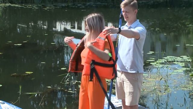 Сапборды в Суздале. Прогулки от причала "Белый берег". смотреть онлайн