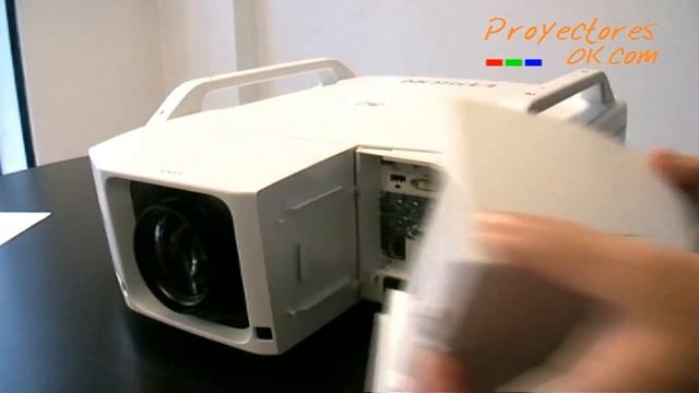 Proyector 7000 Lumens De Alta Definición, Epson EB-Z8050W - ProyectoresOK