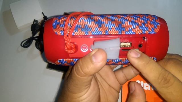 ลำโพงบลูธูท รุ่น tg117 หรือ CHARGE8+ กันละอองน้ำ смотреть онлайн