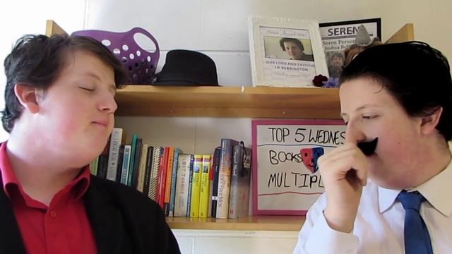 Books with Multiple POVs | Top Five Wednesday (With Hans) смотреть онлайн