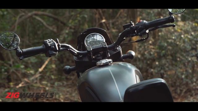 Yezdi Roadster First Ride Review | The dark horse of the lot? | ZigWheels смотреть онлайн