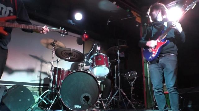 Матушка-Гусыня - As Bartenders and Bouncers Dance @ Китайский лётчик Джао Да 11.12.2014 смотреть онлайн