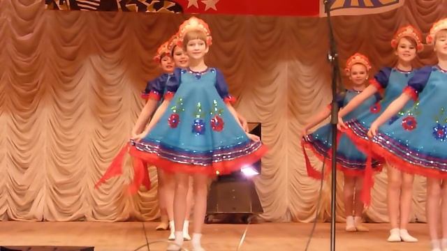 Танц. кол. Топотушки танец Калинка.MOV смотреть онлайн