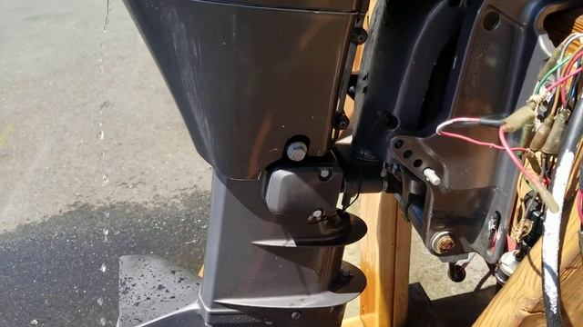 2005 Nissan 30 hp 4 stroke outboard run video смотреть онлайн