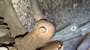 Замена рулевого наконечника на Тойота Королла ( Toyota  Corolla )