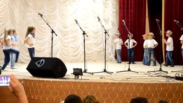"Хорошее настроение - залог здоровья" смотреть онлайн