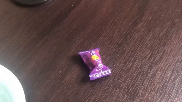 КИСЛАЯ vs СЛАДКАЯ еда Челлендж смотреть онлайн
