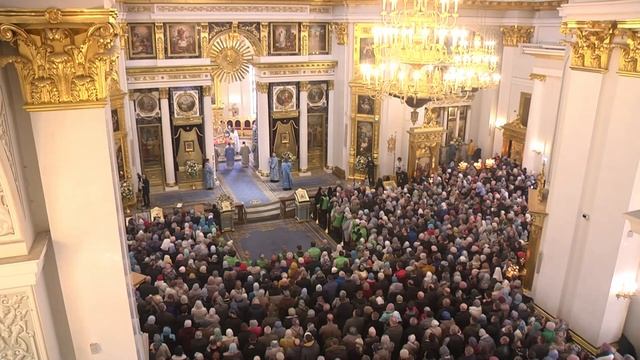 «Отче наш». Хор духовенства Казанской епархии и архиерейские хоры Казанской епархии смотреть онлайн