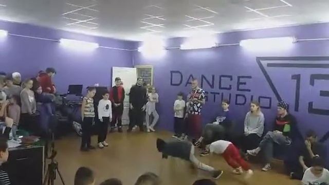 Дует Брейк Данс - Орест и Андрей смотреть онлайн