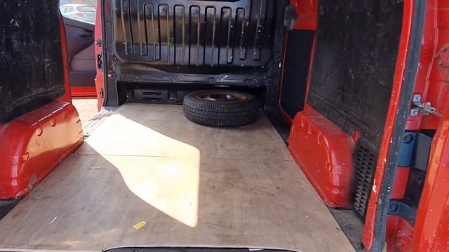 SE13djj 2013 NISSAN NV200 DIESEL 1.5 dCi 89 SE Van смотреть онлайн