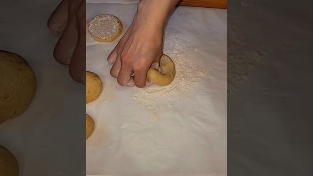 Бенто песочный пирог с начинкой. Вспомним вкус детства? Очень вкусный и легкий в приготовлении. смотреть онлайн