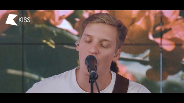 George Ezra - Shotgun (Live) | KISS Presents