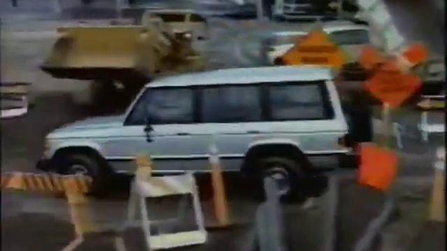 Mitsubishi Pajero MK1 Official trailer/Commercial. смотреть онлайн