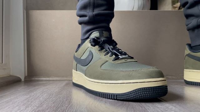 Undefeated Nike Air Force 1 Low Ballistic - Quick Look + On-Feet & Sizing (Dunk vs. AF1 Pack) смотреть онлайн