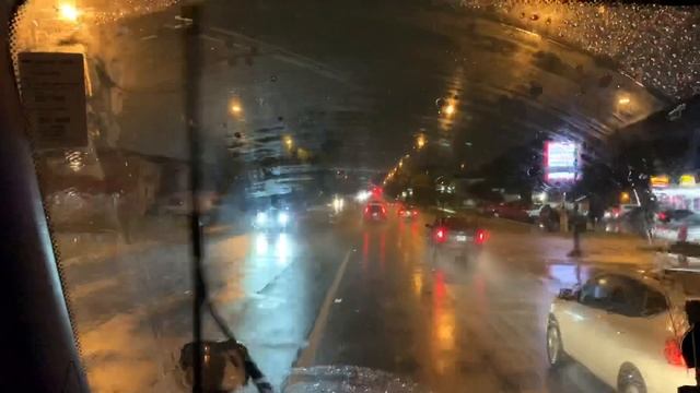 ДЕНЬ ПРОСТОЯ. ОТЛИЧНЫЙ ЗАВТРАК. ПЛОХАЯ РЕЗИНА НА ПРИЦЕПЕ. ДОСТАВКА ГРУЗА. ДАЛЬНОБОЙ США АМЕРИКА