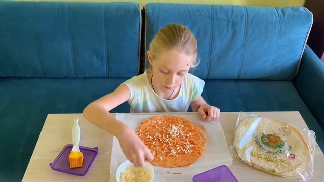 Вкусная пицца. Вера готовит пиццу 4 сыра смотреть онлайн