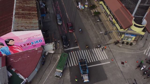 Traffic Situation Drone Video M.T. Villanueva ave. Peñafrancia, and Magsaysay Naga Crossing 7:30am смотреть онлайн