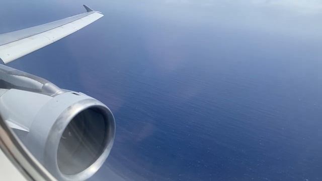 Beautiful Approach into Turks! American A321-231 landing in Providenciales смотреть онлайн