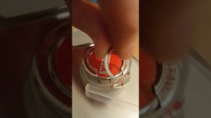 Моторное масло toyota в жестяной канистре как открыть крышку