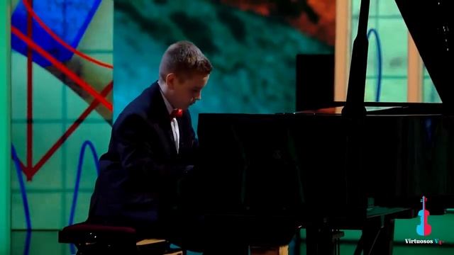 Virtuózok V4+ 2022 | Döntő | Dávid Roland - Chopin: Grande valse brilliante Esz-dúr смотреть онлайн