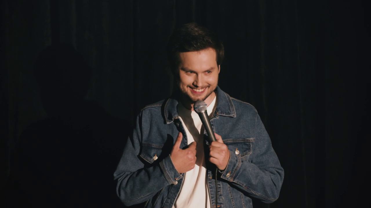 22 КОМИКА: Артём Андреев - О разнице русского и западного порно смотреть онлайн