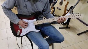 Электрогитара Fabio ST200 RDS