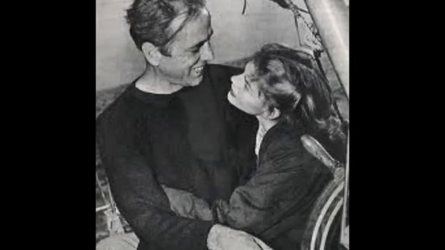 Humphrey Bogart and Lauren Bacall-Chasing Cars смотреть онлайн