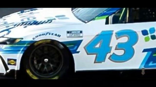 Erik Jones's 2024 #43 Advent Health Paint Scheme смотреть онлайн