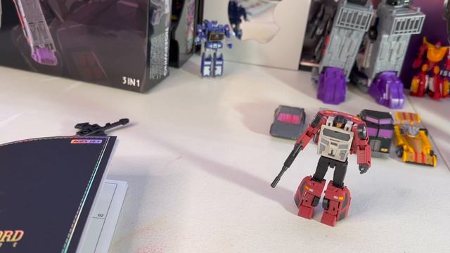 Transformers Magic Square Highway Overlord aka Menasor Unboxing and Review смотреть онлайн