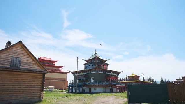 Иволгинский дацан / Божественный аэропорт смотреть онлайн