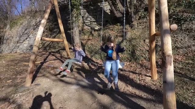 Parents React to Us Renovating Old Stone Cabin ? смотреть онлайн