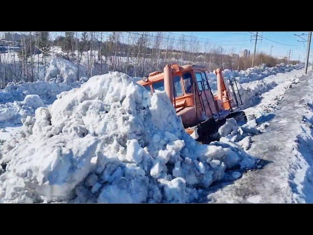 Супер мощь ДЭТ-250, ДЭТ-320 мега сугробы! Super power of the DET-250 and DET-320, giant snowdrifts смотреть онлайн