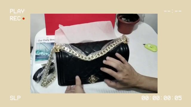 CLN PH Brainy Crossbody Bag ₱1, 999 Sale #clnph смотреть онлайн