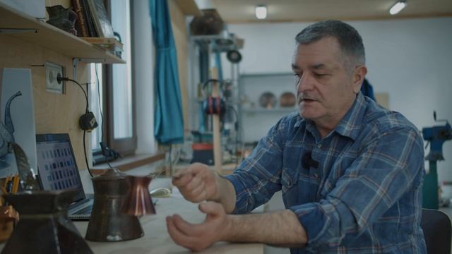 Редчайший крымский джезве (турка) с крышкой. смотреть онлайн
