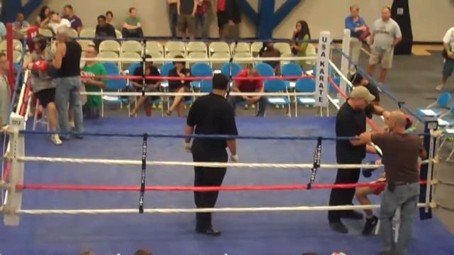STEVE PEREZ vs DAN DETONASO 16yrs old- 132lbs смотреть онлайн