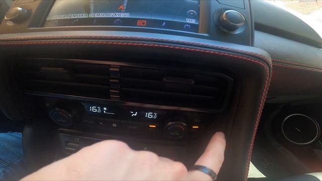How to Enable or Disable Interior Airflow Circulation in Nissan GT-R R35 ( 2007 - now ) смотреть онлайн