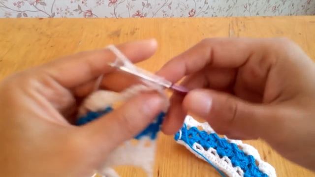 Платюшка вязаная крючком  полосатая для девочки часть2