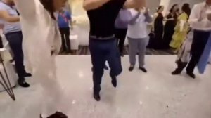 Цыган  танцует ? Король  ????