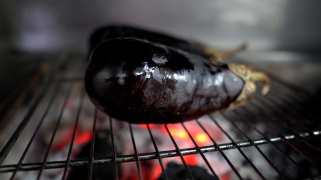 Taste the Original: Learn How to Make Delicious Mutabbal смотреть онлайн